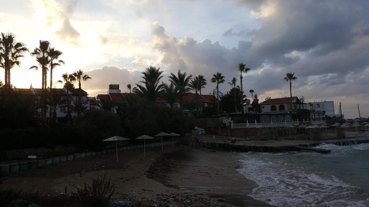 Topset Hotel Agios Georgios (Kyrenia) Exterior foto