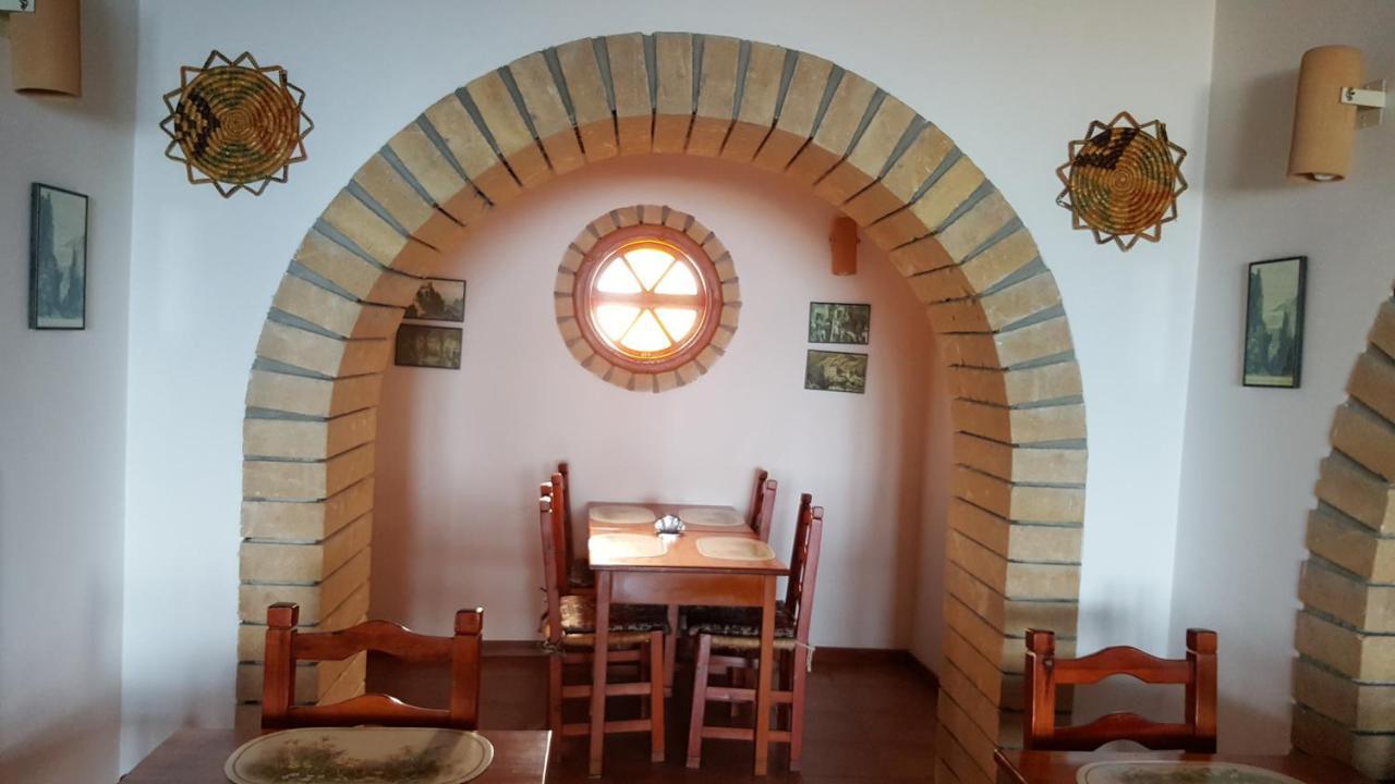 Topset Hotel Agios Georgios (Kyrenia) Exterior foto